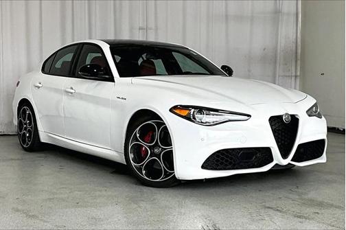 2022 Alfa Romeo Giulia Ti