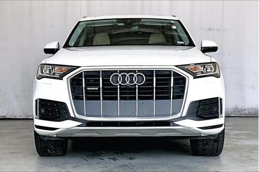 2021 Audi Q7 45 Premium Plus
