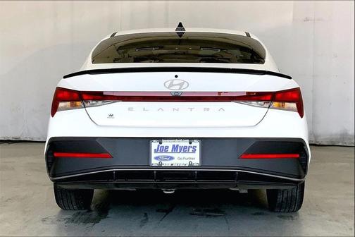 2025 Hyundai ELANTRA Sport