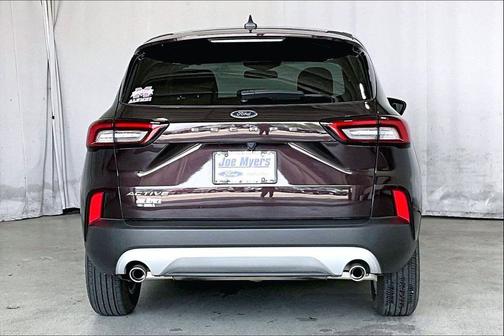 Cinnabar Red Metallic Premium Colorant 2023 Ford Escape Active