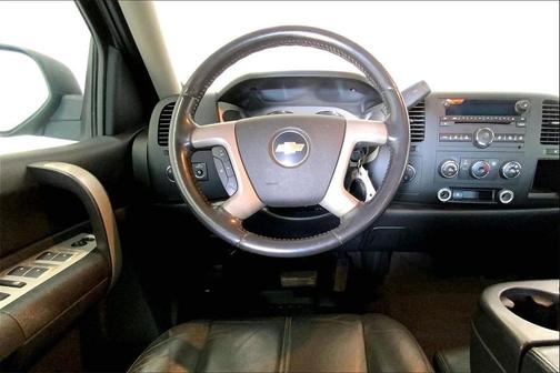 2009 Chevrolet Silverado 2500 LT Crew Cab