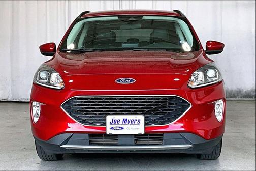 Rapid Red Metallic Tinted Clearcoat 2022 Ford Escape SEL