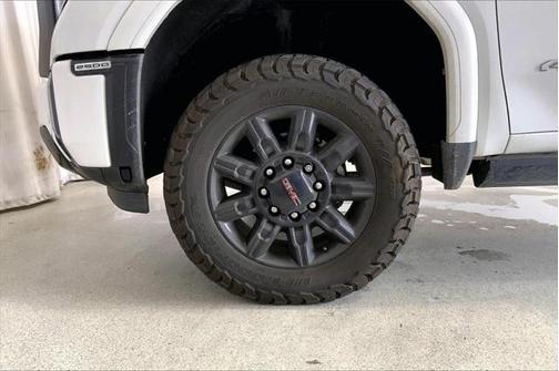 2024 GMC Sierra 2500 AT4