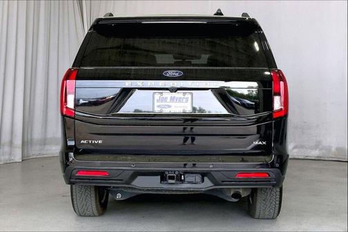 Agate Black Metallic 2025 Ford Expedition Max Active 4x4