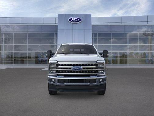 Oxford White 2026 Ford F-250 Lariat