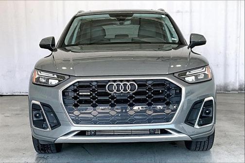 2024 Audi Q5 45 S line Premium Plus