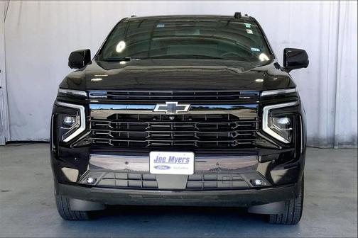 2025 Chevrolet Suburban RST