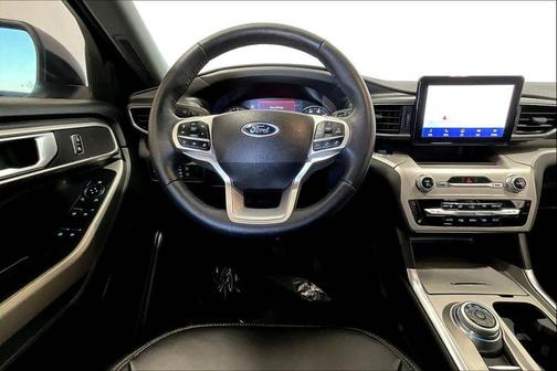 Agate Black Metallic 2023 Ford Explorer XLT