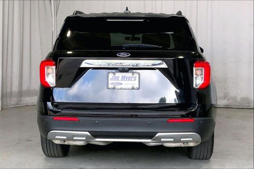 Agate Black Metallic 2023 Ford Explorer XLT