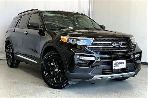 Agate Black Metallic 2023 Ford Explorer XLT