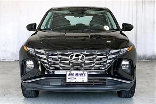 2023 Hyundai TUCSON SE