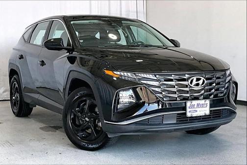 2023 Hyundai TUCSON SE