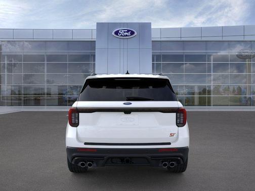 Star White Metallic Tri-Coat 2026 Ford Explorer ST