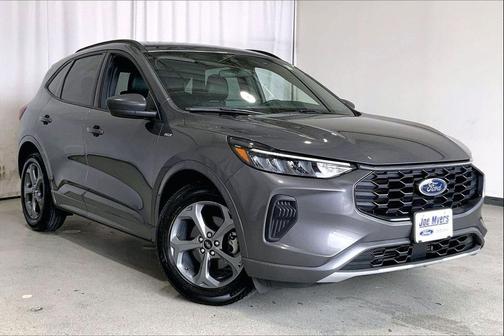 Carbonized Gray Metallic 2023 Ford Escape ST-Line