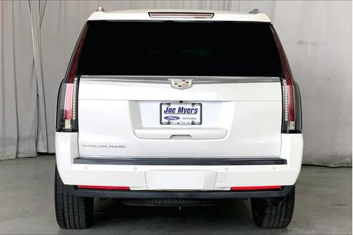 2016 Cadillac Escalade Premium