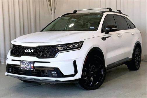Glacial White Pearl 2022 Kia Sorento SX