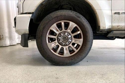 Star White Metallic Tri-Coat 2021 Ford F-250 Limited