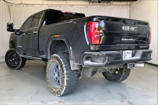 Onyx Black 2024 GMC Sierra 2500 Denali Ultimate