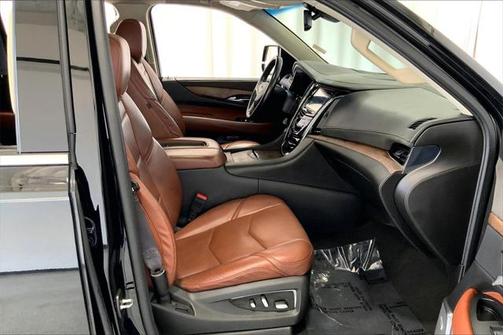2016 Cadillac Escalade ESV Premium