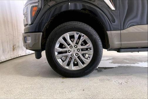 Agate Black Metallic 2025 Ford F-150 King Ranch