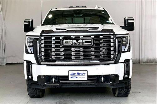 White Frost Tricoat 2024 GMC Sierra 3500 Denali
