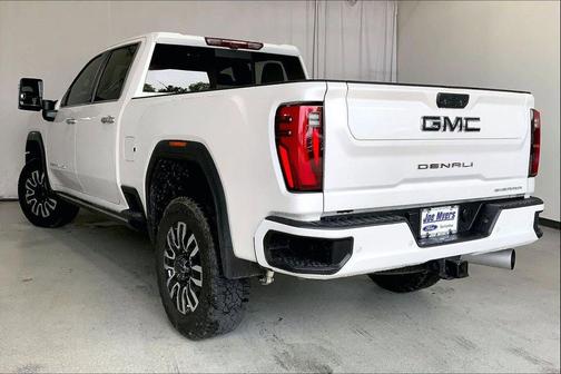 White Frost Tricoat 2024 GMC Sierra 3500 Denali