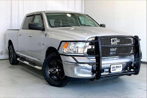 2017 RAM 1500 SLT