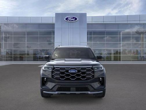 Agate Black Metallic 2026 Ford Explorer Platinum