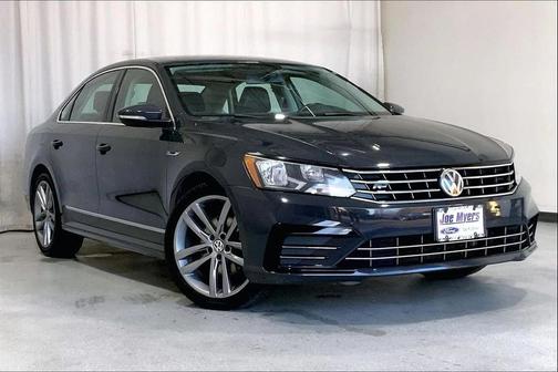 2017 Volkswagen Passat 1.8T R-Line w/Comfort