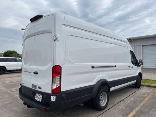 Oxford White 2025 Ford Transit-350 Base