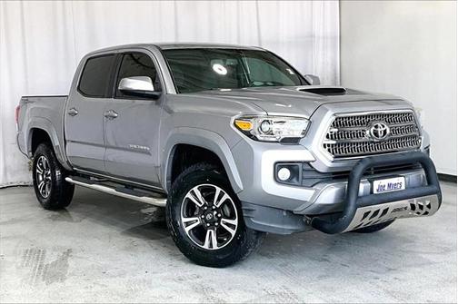 2016 Toyota Tacoma TRD Sport