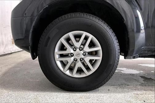 2017 Nissan Frontier SV