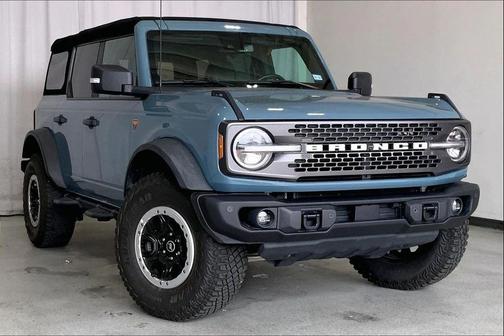 2023 Ford Bronco Badlands