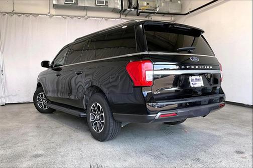 2022 Ford Expedition Max XLT