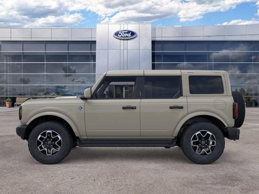 Desert Sand 2026 Ford Bronco Outer Banks
