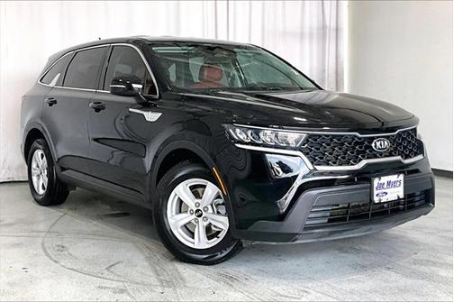 2021 Kia Sorento LX