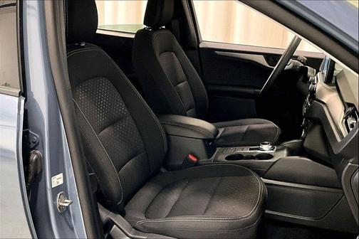 Vapor Blue Metallic 2025 Ford Escape Active
