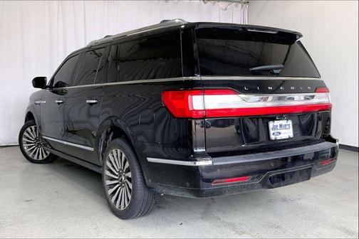 Infinite Black Metallic 2019 Lincoln Navigator L Reserve