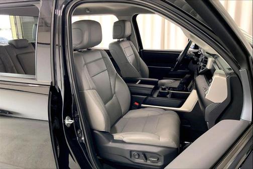 Midnight Black Metallic 2024 Toyota Tundra SR5