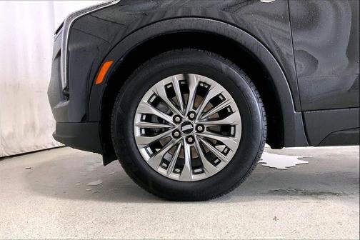 Stellar Black Metallic 2025 Cadillac XT4 Premium Luxury
