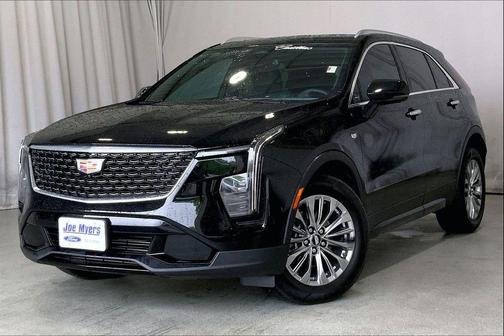 Stellar Black Metallic 2025 Cadillac XT4 Premium Luxury