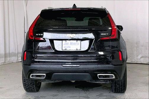 Stellar Black Metallic 2025 Cadillac XT4 Premium Luxury