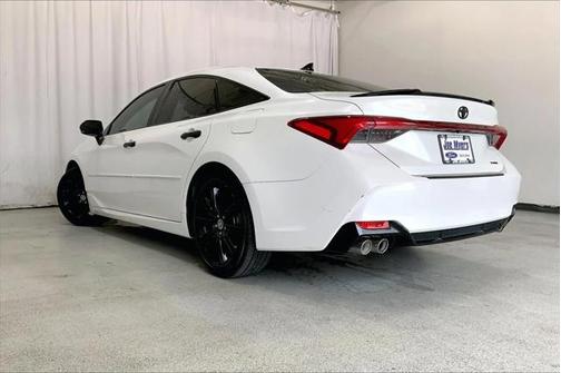 2021 Toyota Avalon XSE