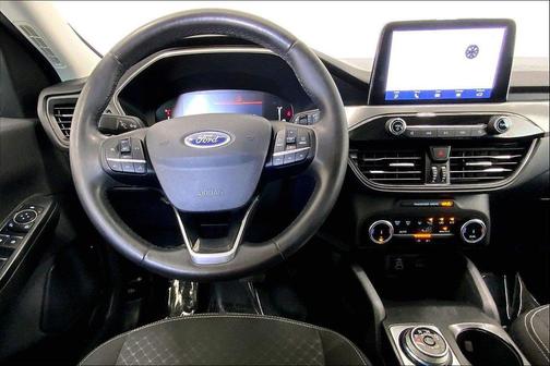 Carbonized Gray Metallic 2024 Ford Escape Active