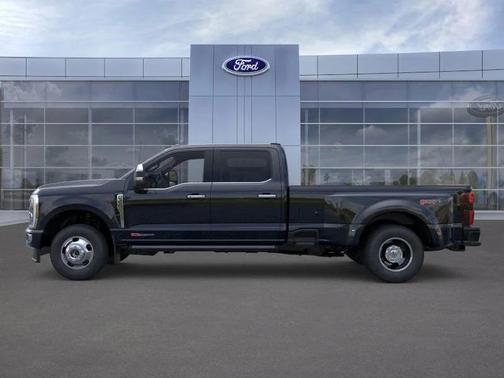 2025 Ford F-350 Platinum