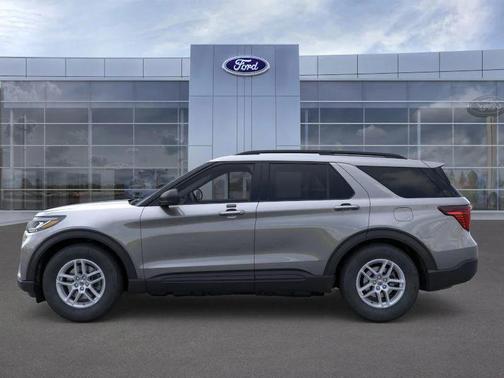 Carbonized Gray Metallic 2026 Ford Explorer Active w/200A Pkg