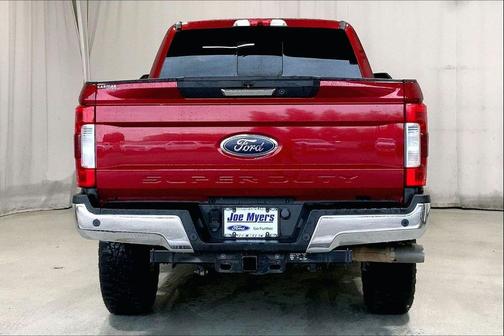 Ruby Red Metallic Tinted Clearcoat 2019 Ford F-250 Lariat