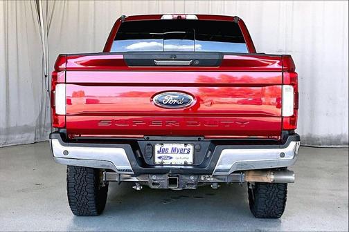 Ruby Red Metallic Tinted Clearcoat 2019 Ford F-250 Lariat