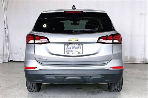 Sterling Gray Metallic 2023 Chevrolet Equinox LS