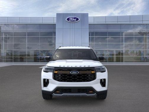 Star White Metallic Tri-Coat 2026 Ford Explorer Tremor